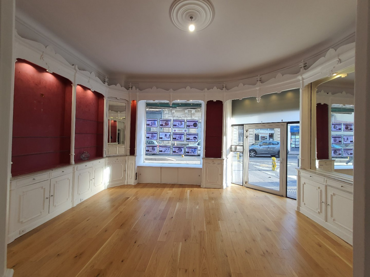 location Local commercial Montpellier - Photo 2