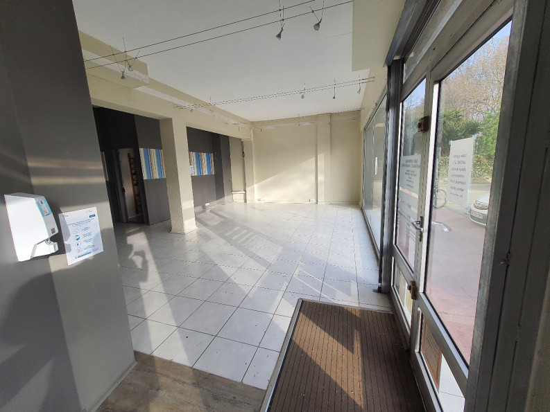 location Local commercial Montpellier - Photo 5