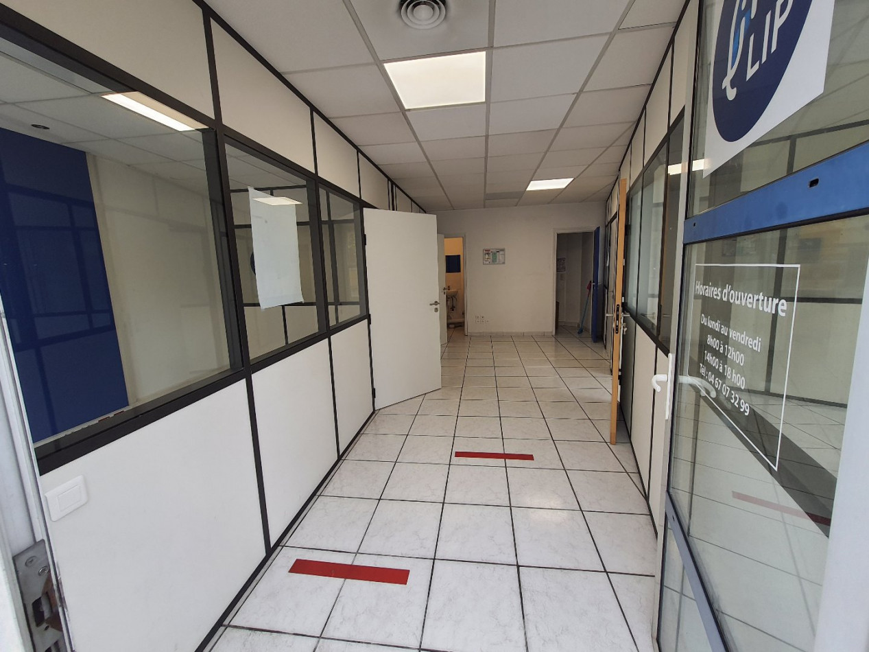 location Local commercial Montpellier - Photo 3