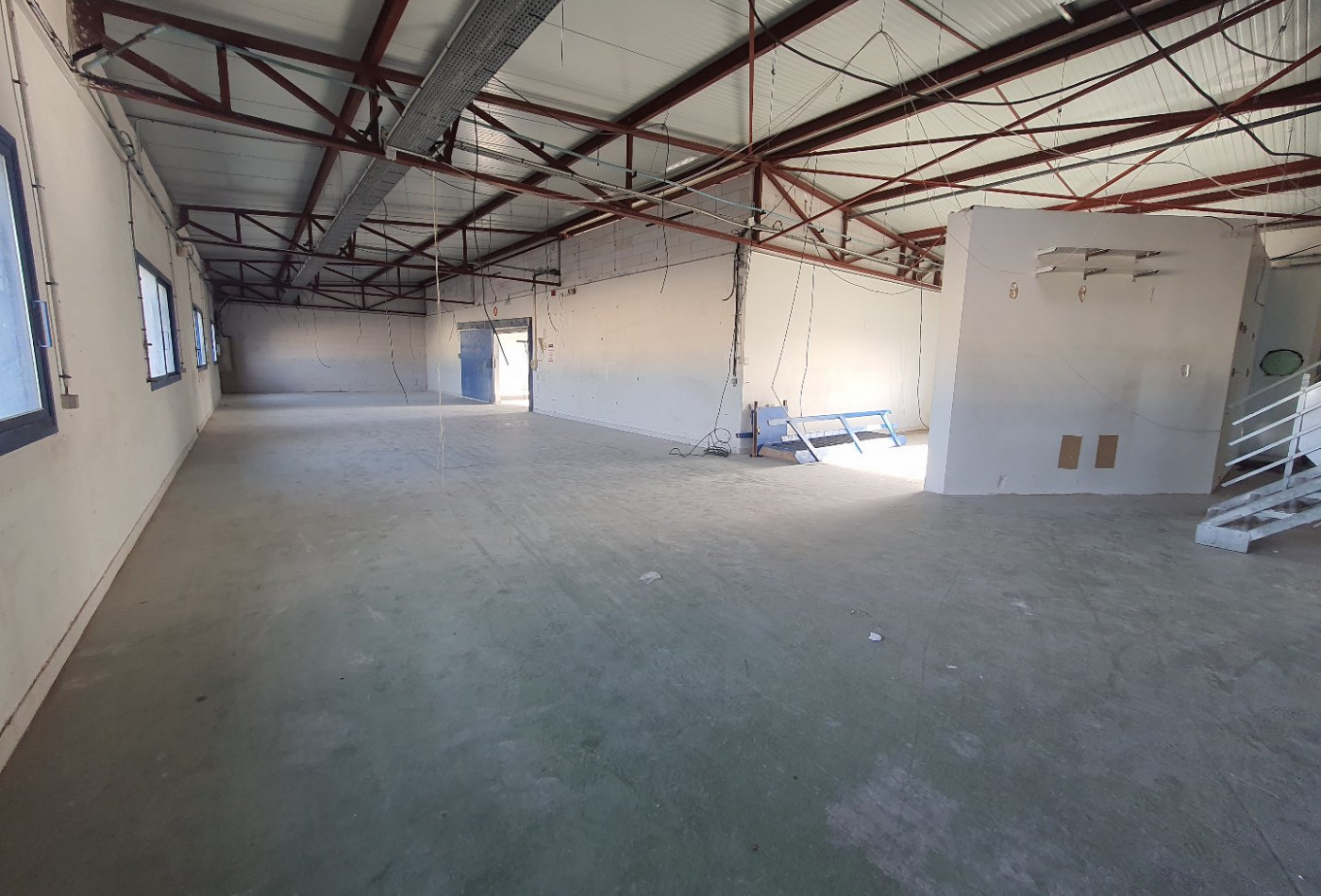 location Local commercial Mauguio - Photo 1