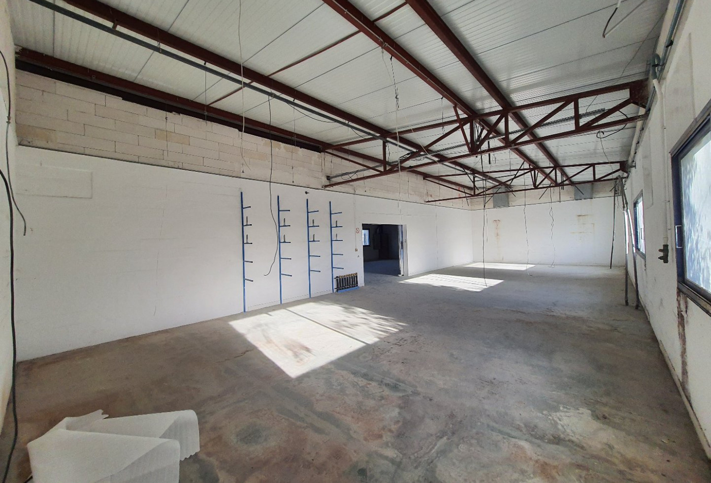 location Local commercial Mauguio - Photo 2