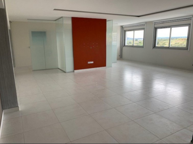 location Bureau Saint Jean De Vedas - Photo 1