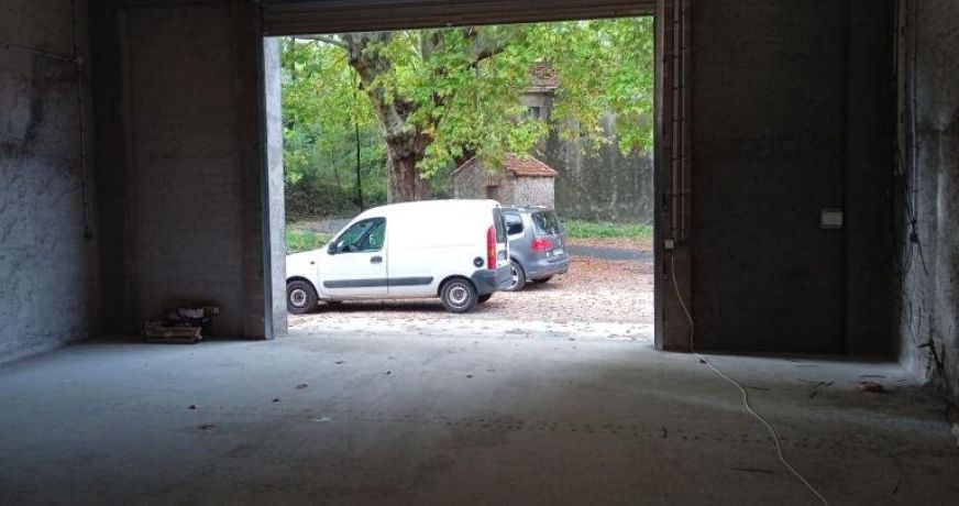location Locaux d'activité Brissac