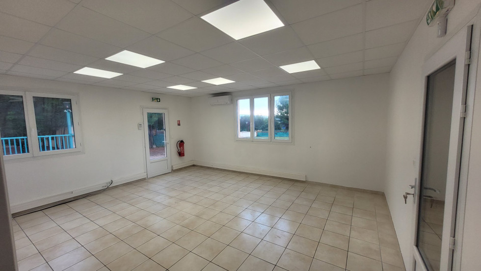 location Locaux d'activité Cournonterral - Photo 5