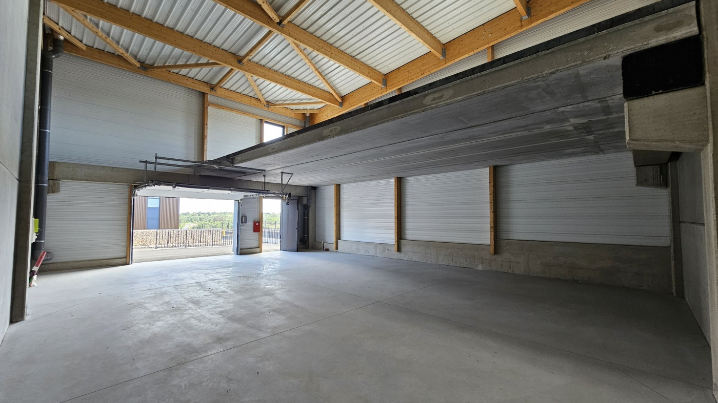 vente Locaux d'activité Grabels - Photo 2