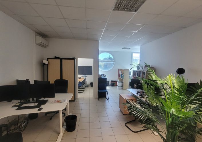 location Bureau Le Cres