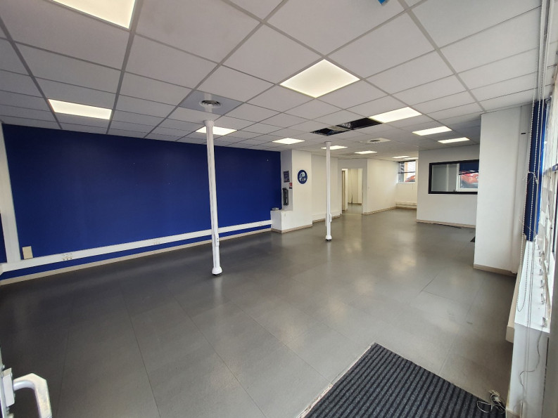 location Local commercial Montpellier - Photo 2