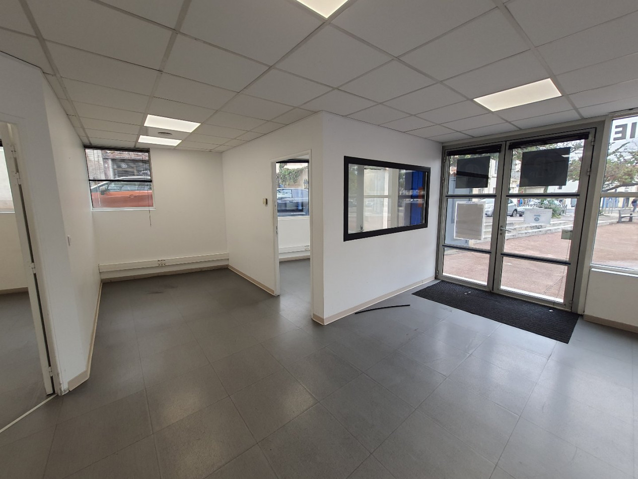 location Local commercial Montpellier - Photo 3