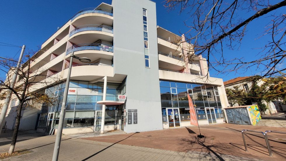 location Local commercial Montpellier - Photo 1