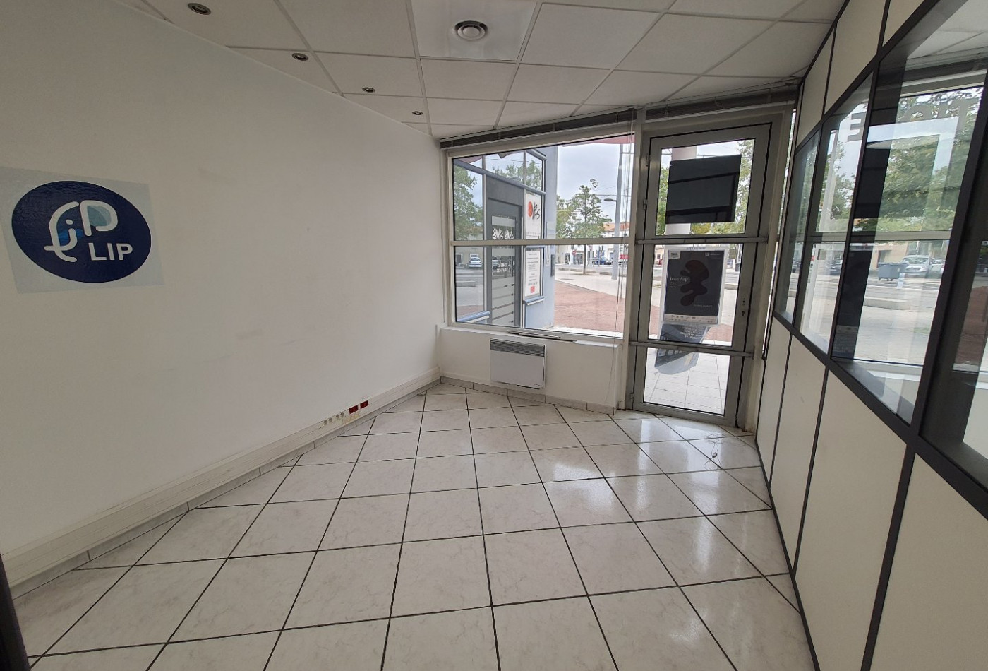 location Local commercial Montpellier - Photo 7