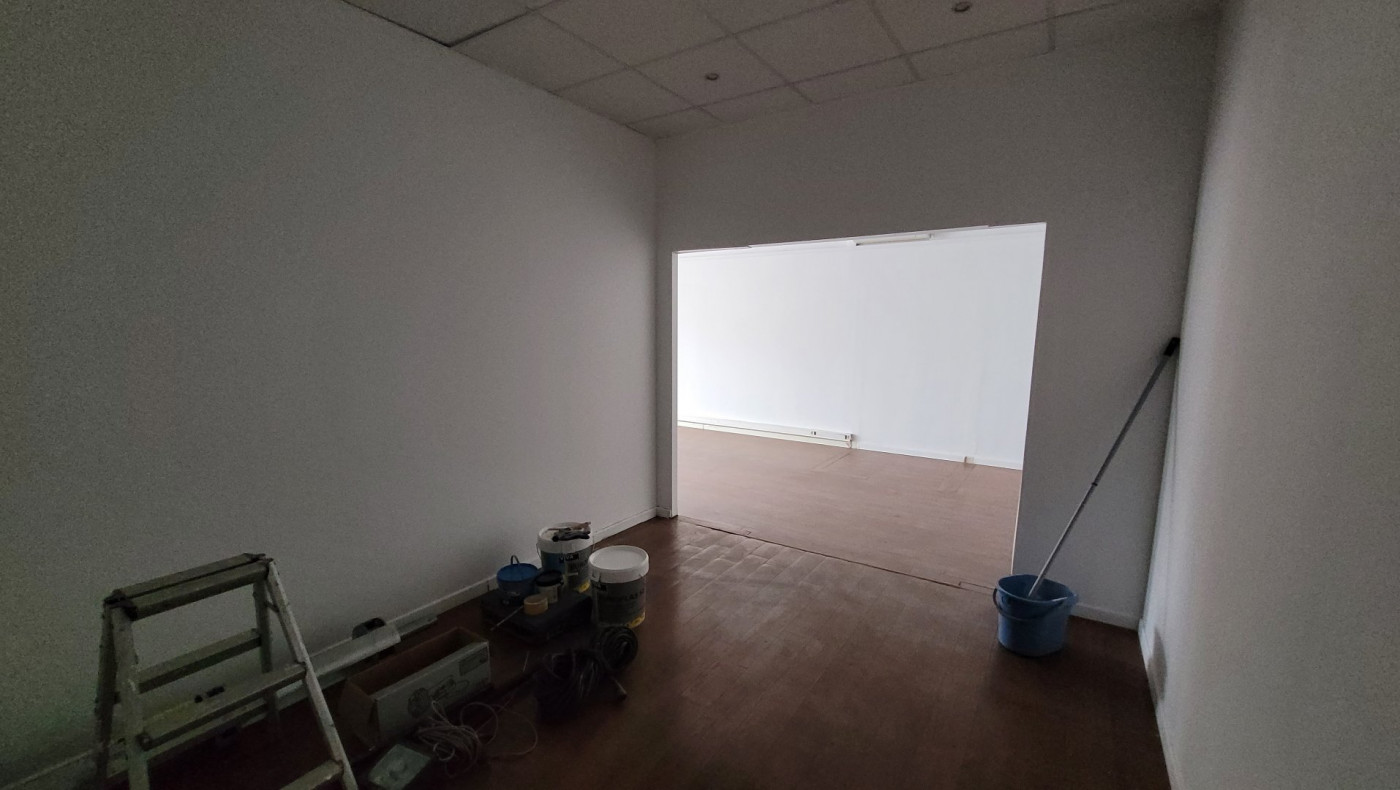 location Local commercial Le Cres - Photo 4