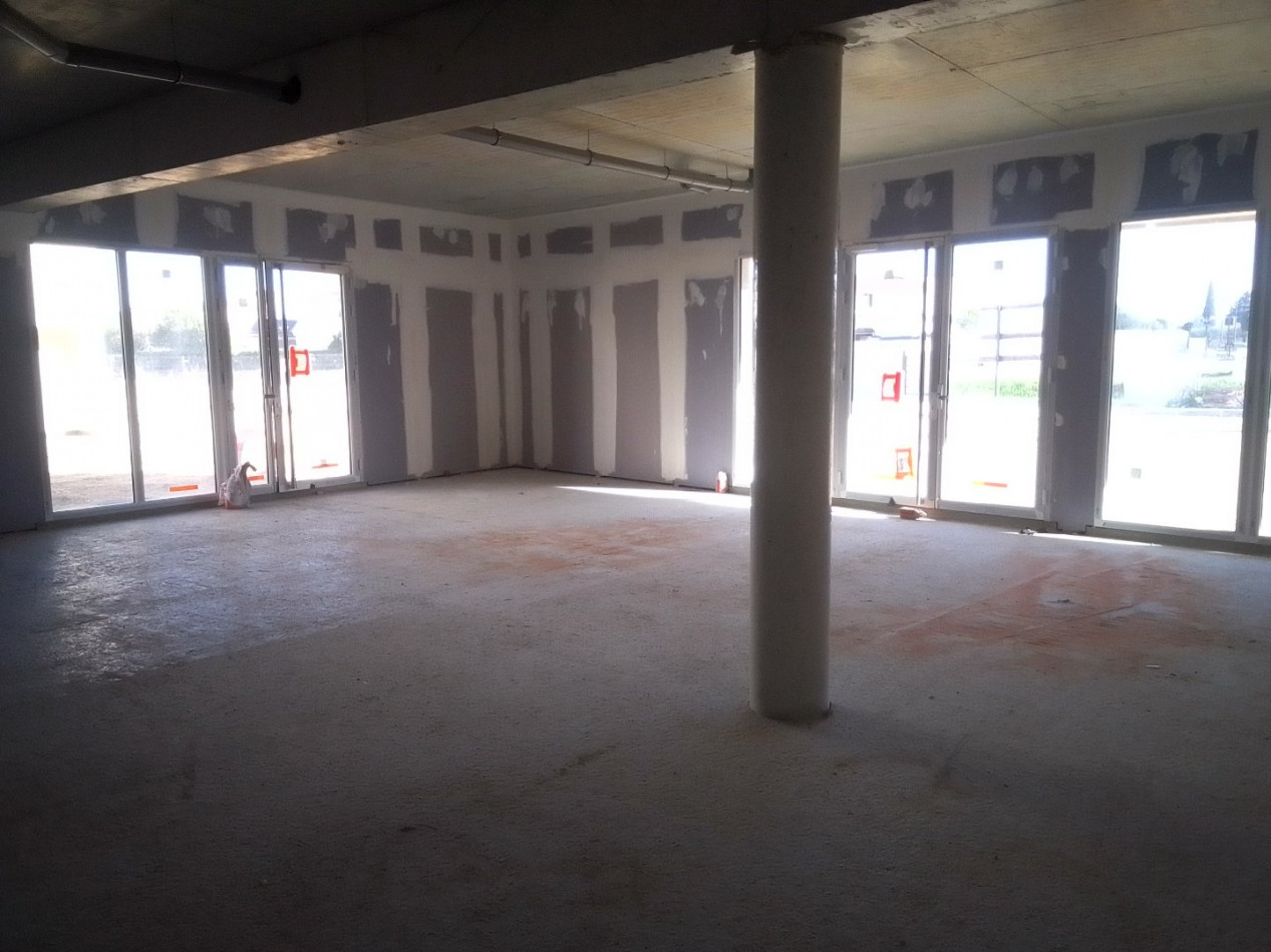 vente Local commercial Rodilhan - Photo 3