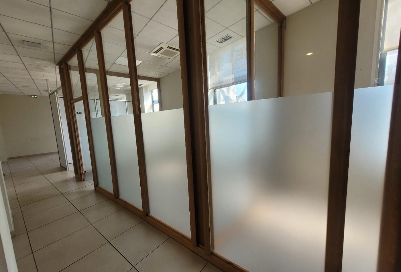 location Local commercial Montpellier - Photo 4