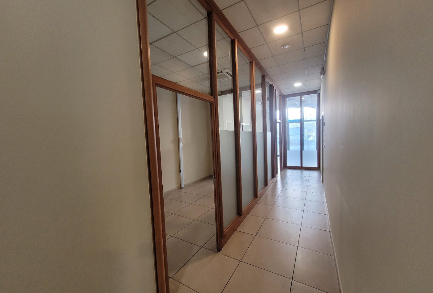 location Local commercial Montpellier - Photo 5