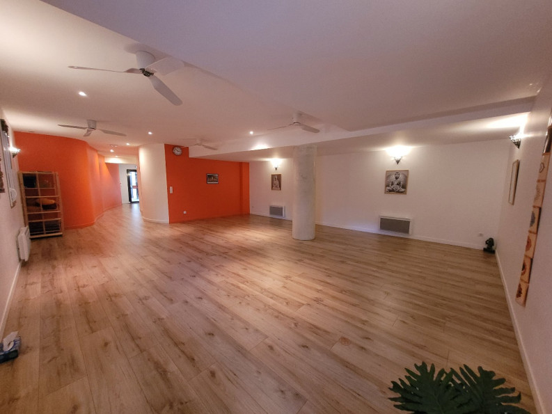 location Local commercial Montpellier - Photo 1