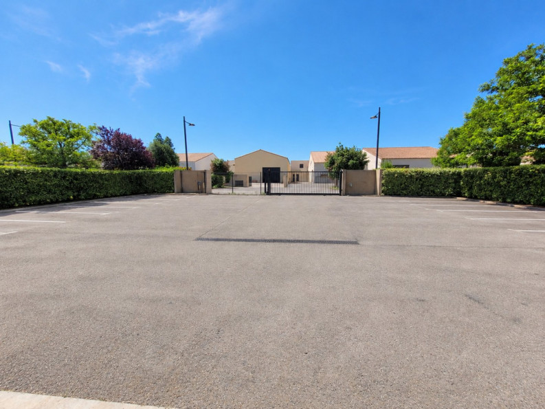 vente Locaux d'activité Montarnaud - Photo 2
