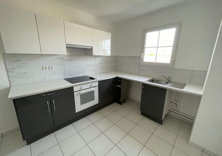 location Appartement Saint Clement De Riviere