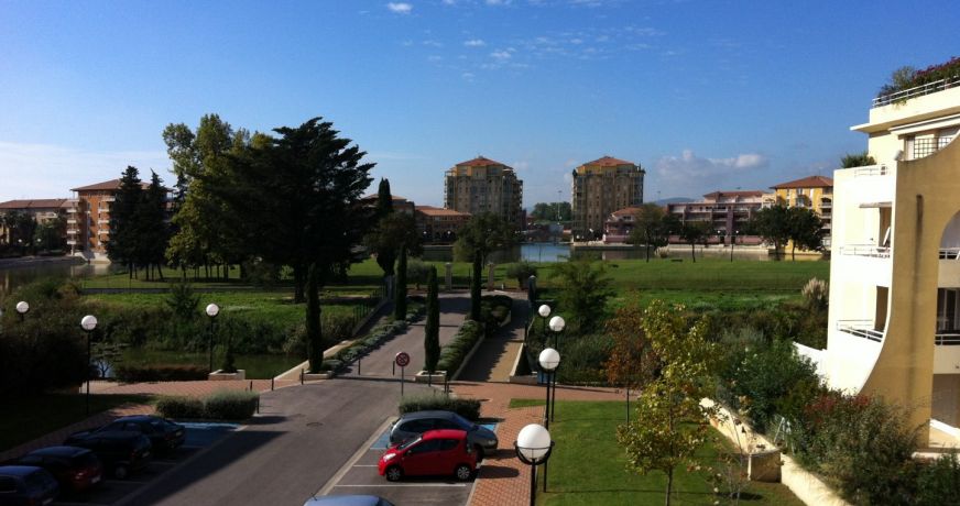 location Garage Lattes