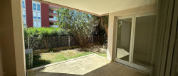 location Appartement en rez de jardin Lattes