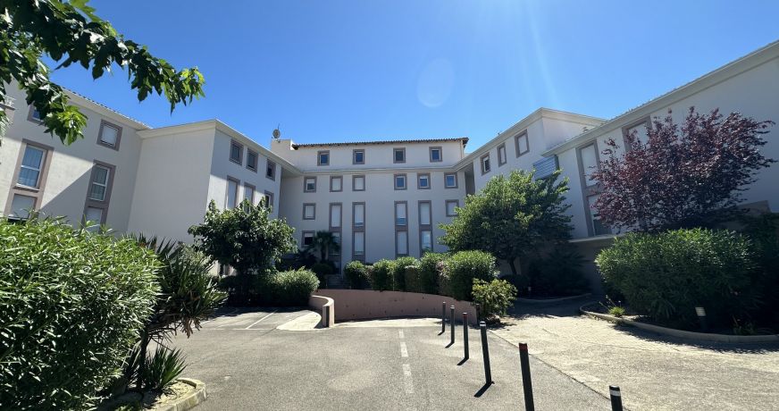 location Appartement en rez de jardin Lattes