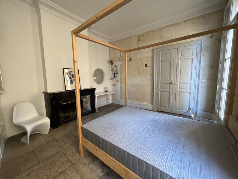 location Appartement ancien Montpellier - Photo 2