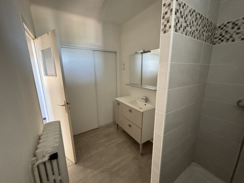 location Appartement en résidence Beziers - Photo 6