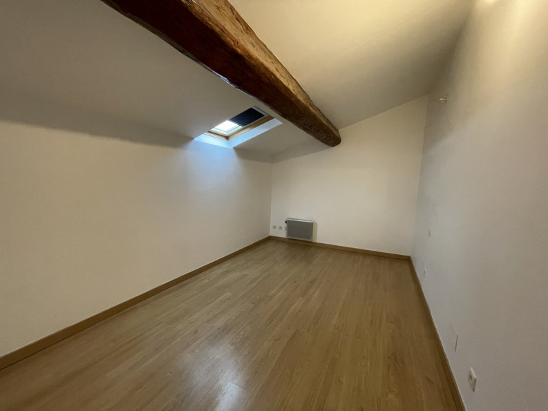 location Appartement Cers - Photo 4
