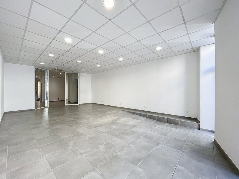 vente Ensemble immobilier Saint Chinian - Photo 2