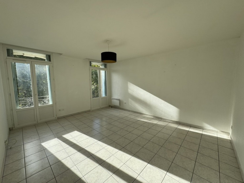location Appartement Cessenon Sur Orb - Photo 1