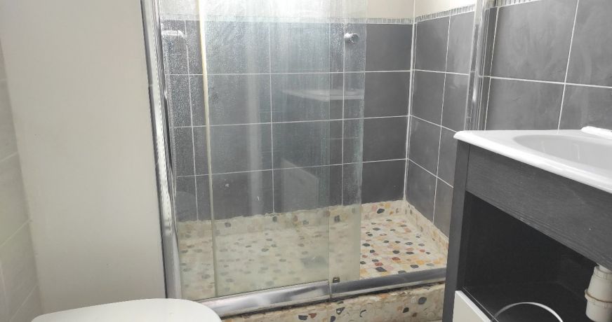 location Maison de village Saint Andre De Sangonis