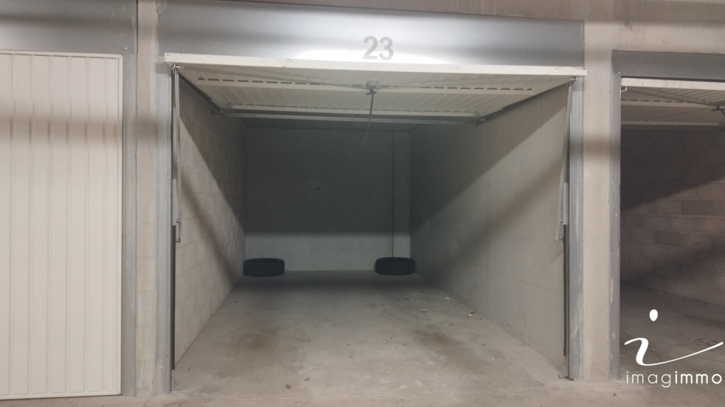 vente Garage Prades Le Lez - Photo 1