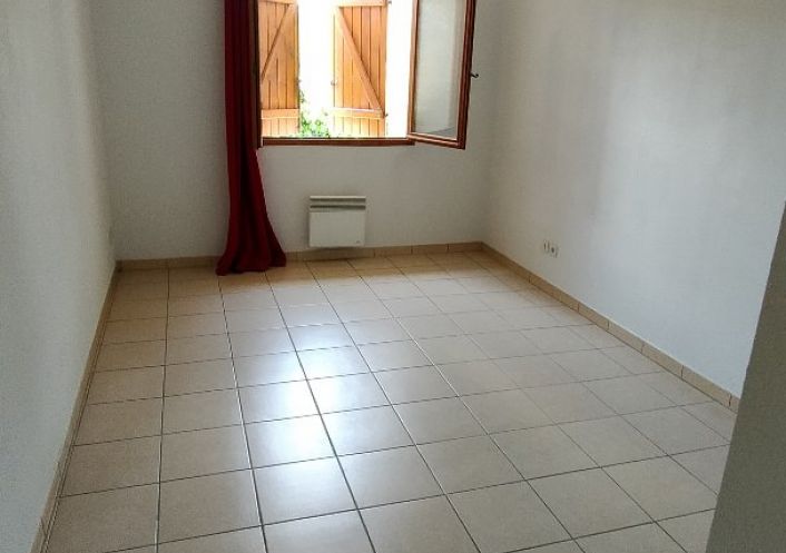 à louer Appartement Maraussan