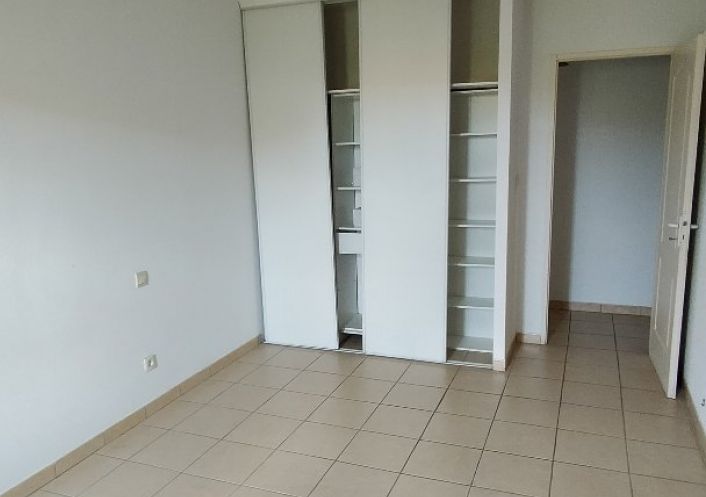 à louer Appartement Maraussan