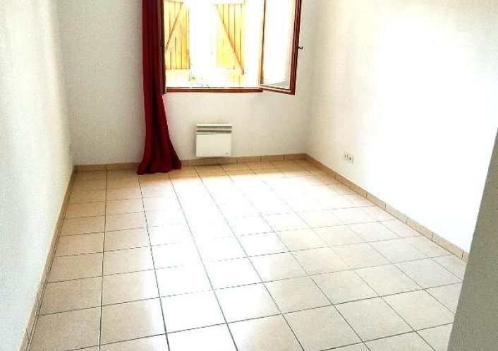 à louer Appartement Maraussan