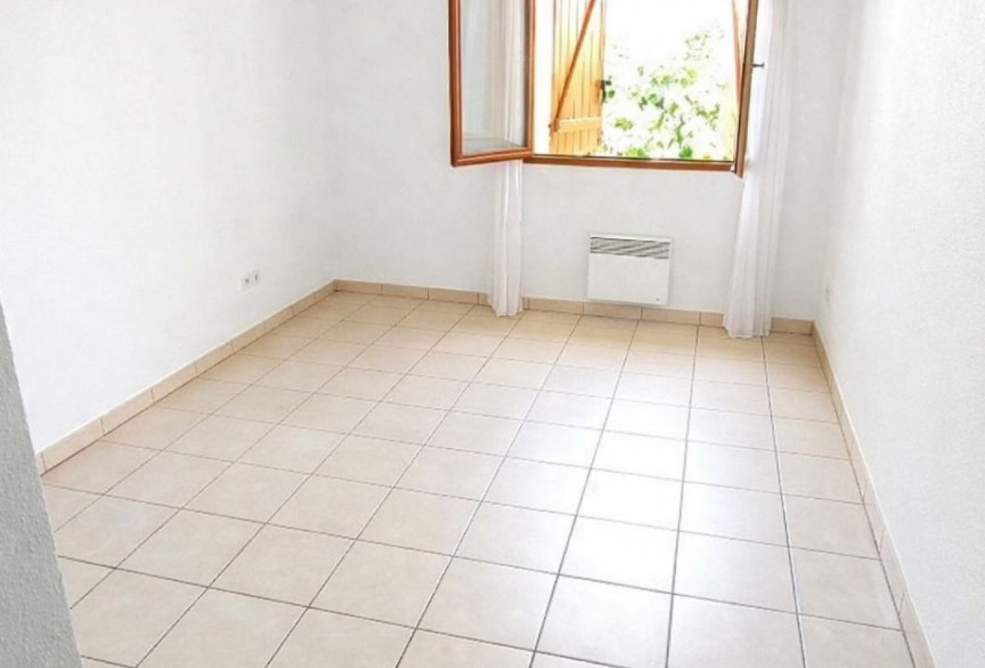 location Appartement Maraussan - Photo 4