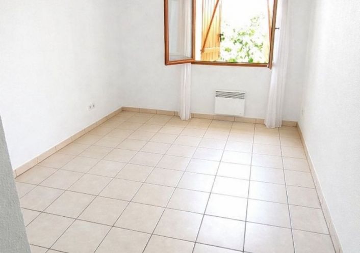 à louer Appartement Maraussan