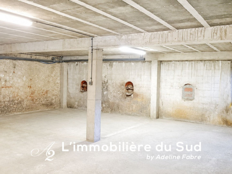 location Parking intérieur Maraussan - Photo 1
