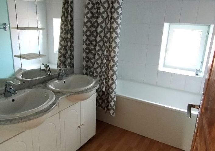 à louer Appartement Maraussan