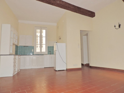 à vendre Appartement ancien Pezenas