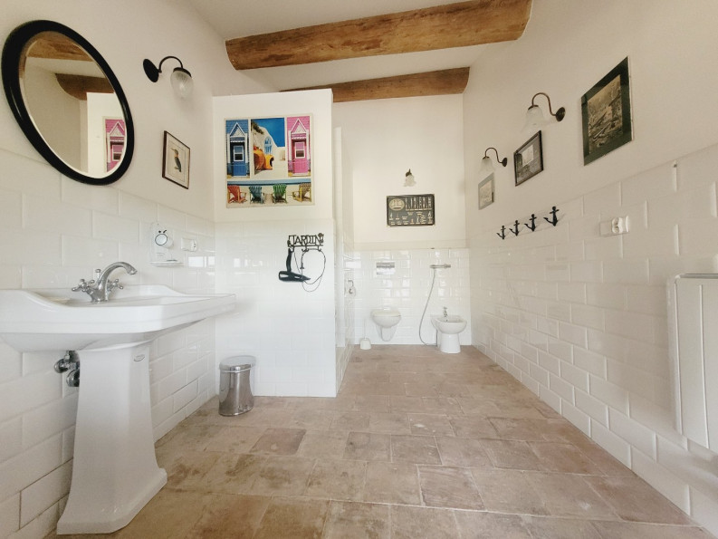 location Maison Pouzolles - Photo 8