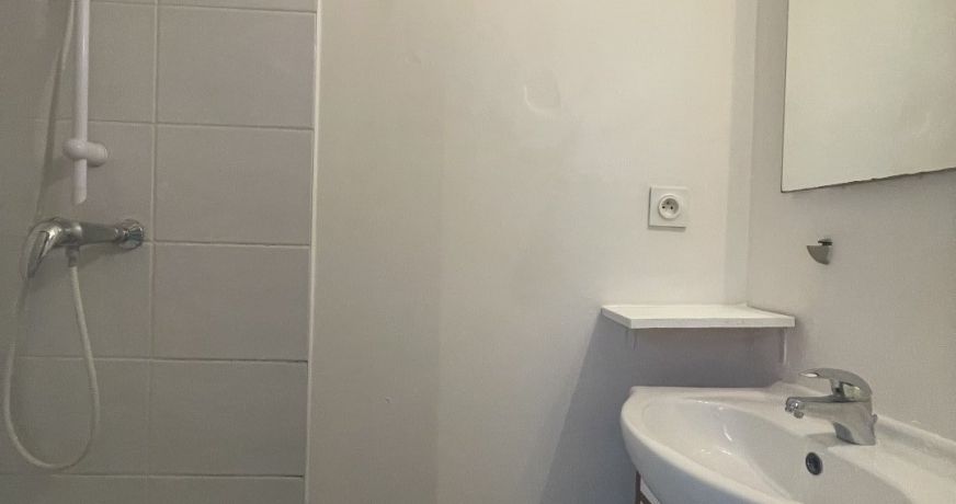 location Appartement mezzanine Pezenas