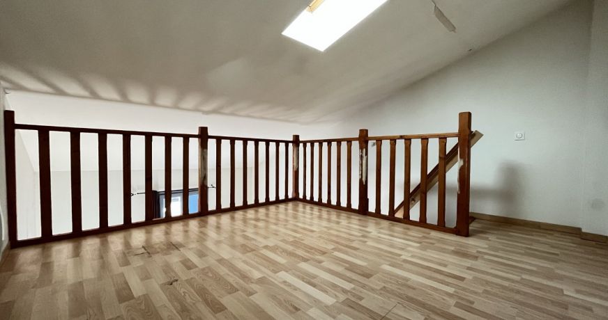 vente Appartement mezzanine Pezenas