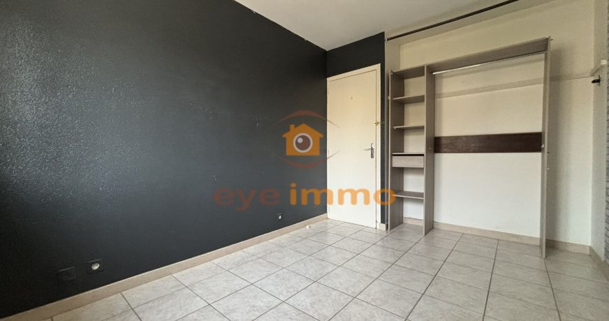 sale Immeuble de rapport Adissan