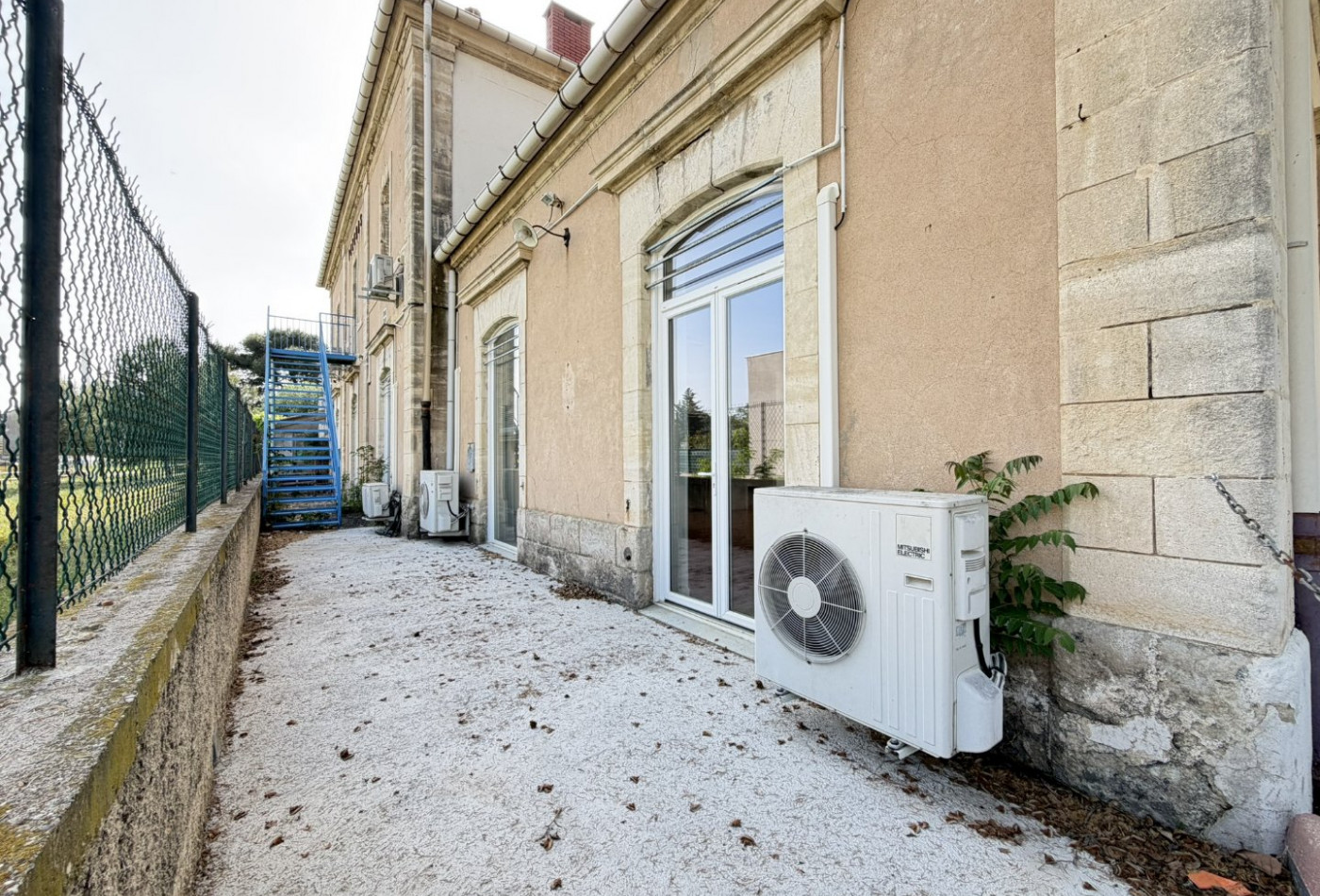 location Local commercial Pezenas - Photo 9