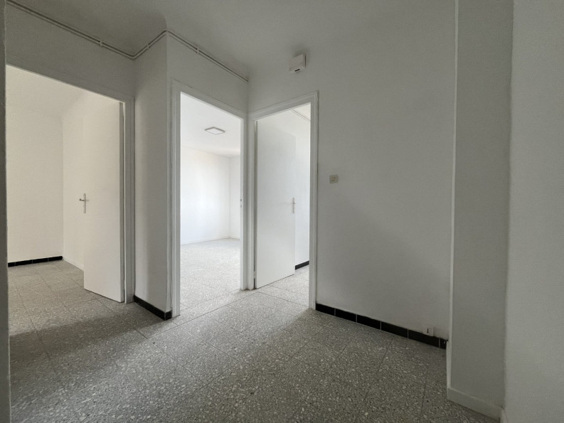 location Appartement rénové Beziers - Photo 6