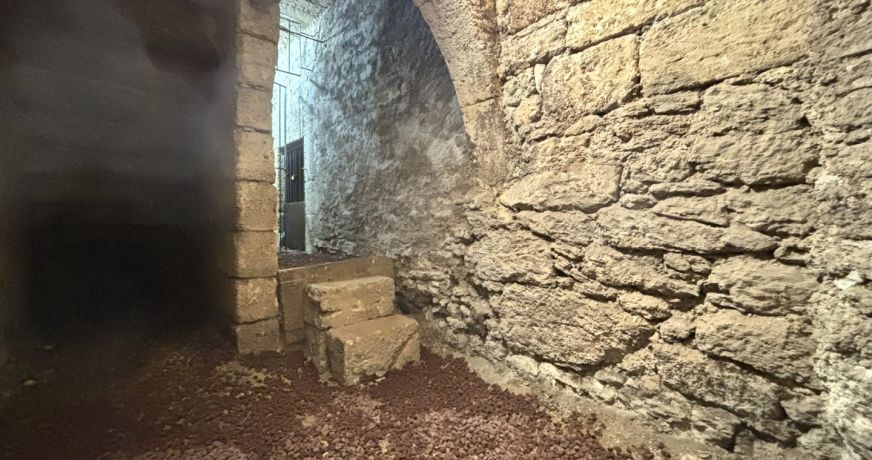 letting Cave Pezenas