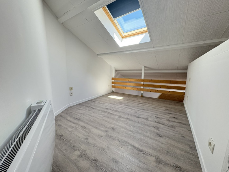 location Studio mezzanine Beziers - Photo 2