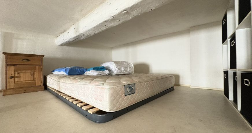 location Studio mezzanine Pezenas