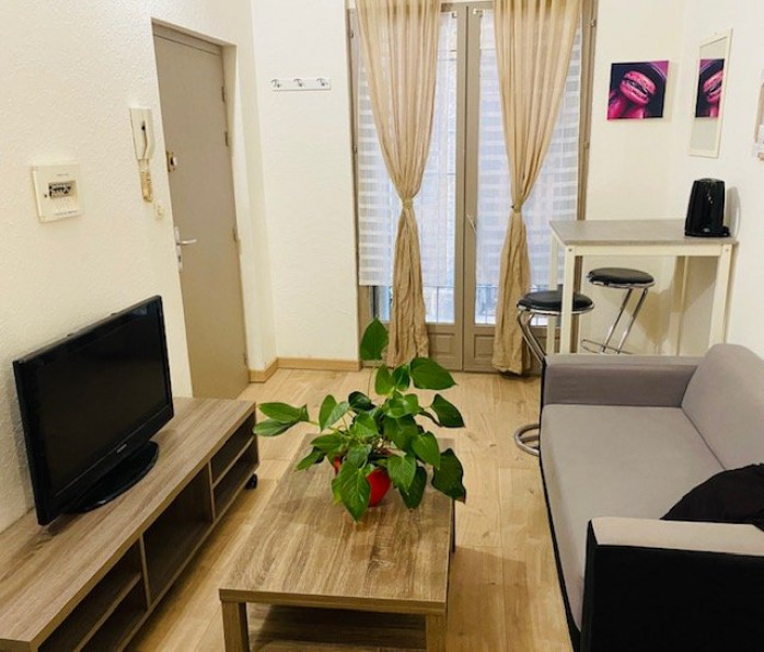 location Studio mezzanine Pezenas - Photo 2