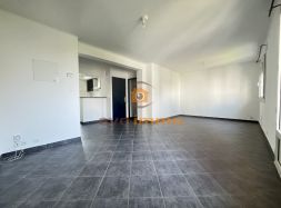 sale Beziers